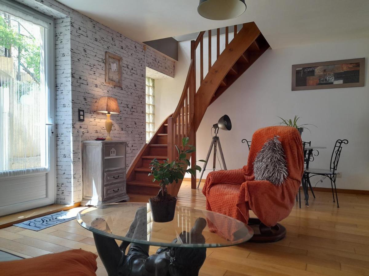 Septfonds Maison De Village Avec Cour Interieure Et Terrasse מראה חיצוני תמונה